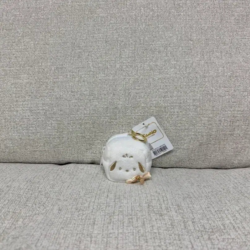 [BUNJANG] Sanrio Pochacco Mini Gold Square Pouch Bag Charm Keyring Plush / 정품 산리오 포차코 미니 골드 스퀘어 파우치 가방고리 키링 인형