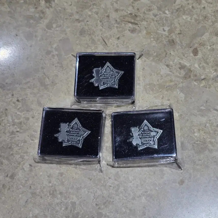 [BUNJANG] Detective Conan 100 Million Dollar Pentagram Authentic Pin Badge (Sealed) / 미개봉) 명탐정 코난 100만달러의 펜타그램 정품 핀뱃지
