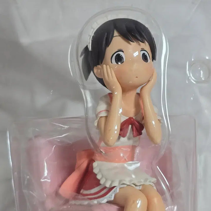 [BUNJANG] Strawberry Marshmallow Maid Figure / 딸기마시마로 메이드 피규어
