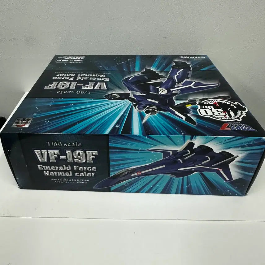 [BUNJANG] Yamato Macross 30th Anniversary 1/60 VF-19F Emerald Force Normal Color / 야마토 마크로스 30주년 1/60 VF-19F 에메랄드 포스 노멀 컬러 팝니다.