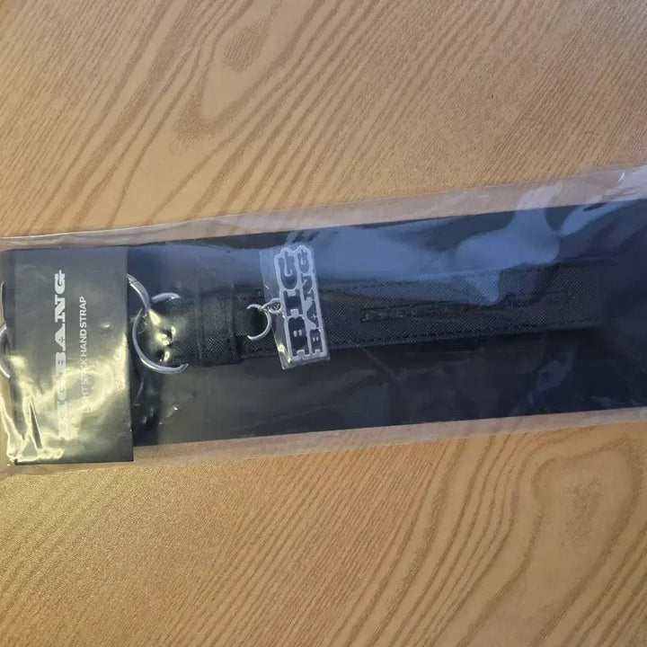 [BUNJANG] BIGBANG XX: Cosmos Light Stick Hand Strap / 빅뱅 2026-2027 월드 투어 XX : 코스모스 라이트 스틱 핸드 스트랩