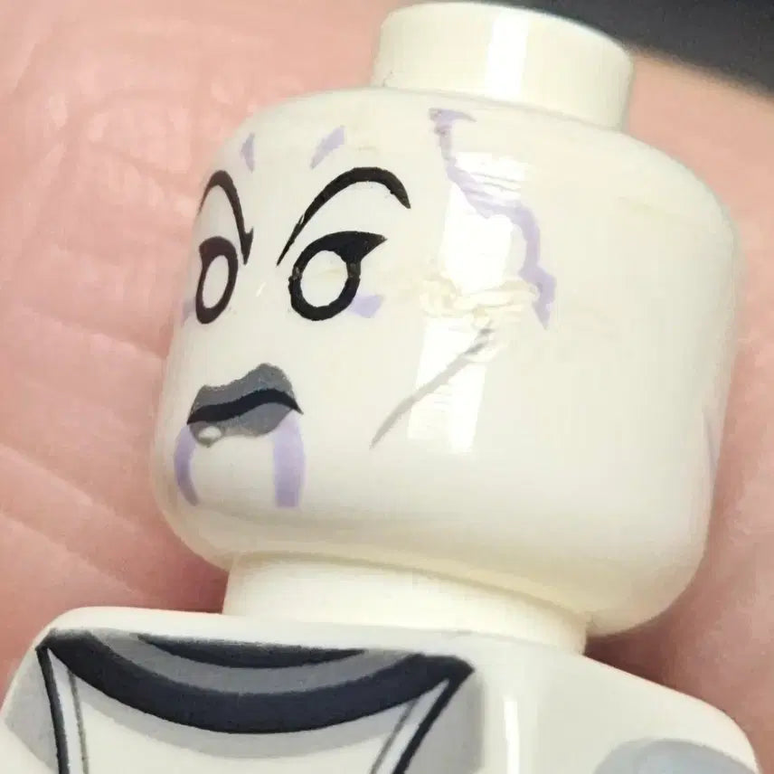 [BUNJANG] LEGO Star Wars Asajj Ventress Minifigure / 레고 스타워즈 아사즈 벤트리스 미니피규어 75087