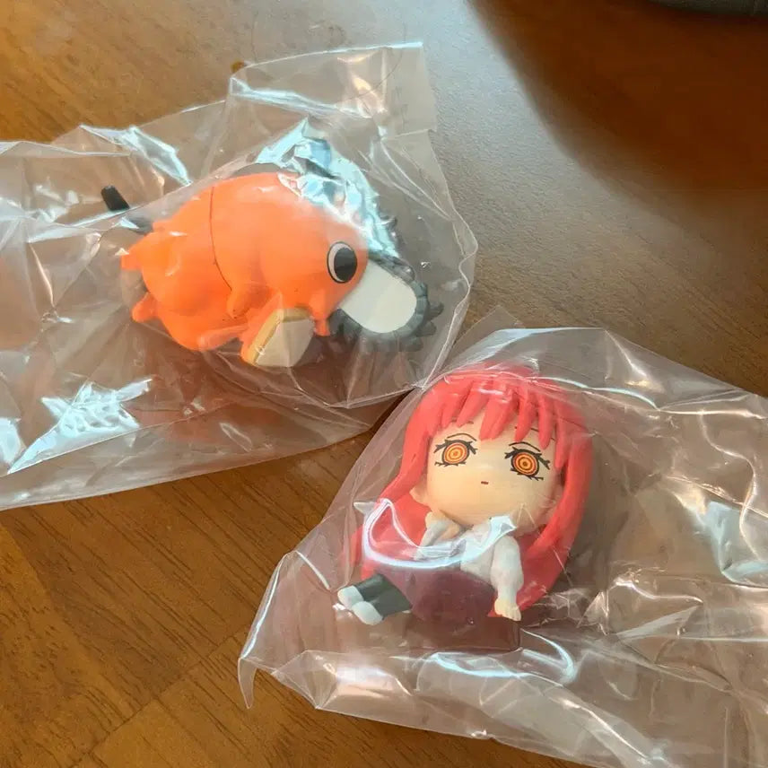 [BUNJANG] Chainsaw Man Makima &amp; Pochita Gacha Figure Bundle Set / 체인소맨 가챠 마키마 , 포치타 일괄