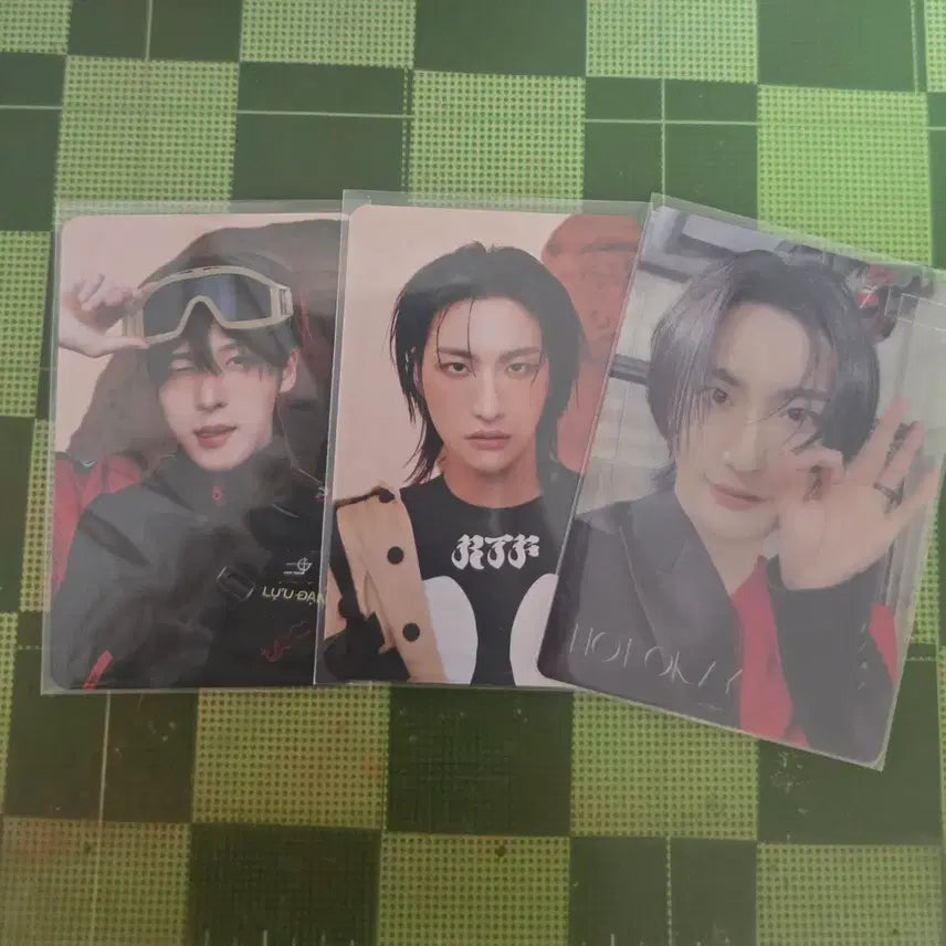 [BUNJANG] ATEEZ Seonghwa &amp; Yunho Bundle Set Photocard 3-Piece Set (Incl. NOT OKAY) / [일괄] 에이티즈 성화 낫오케이 포함 포카 3장 세트