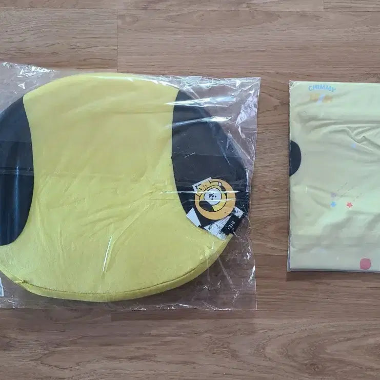 [BUNJANG] BT21 Chimmy Cushion &amp; Nara Home Deco Chimmy Pillow Cover Set / BT21 치미 방석 &amp; 나라홈데코 치미 베개커버 세트