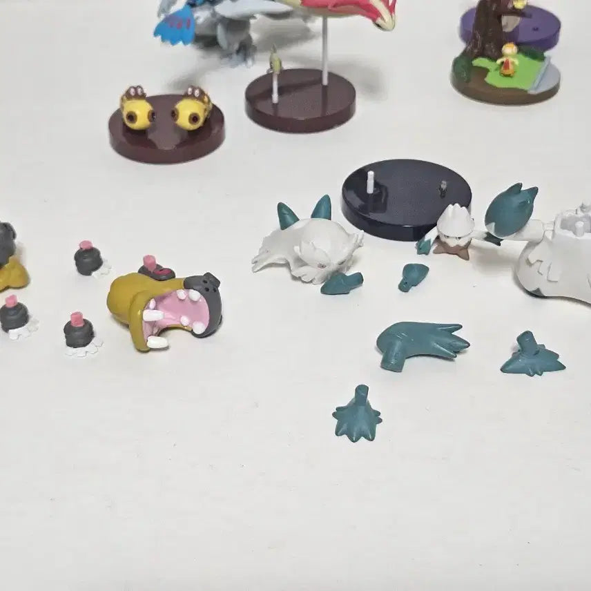 [BUNJANG] Rare Pokémon 3D Manual Figures Milotic (Swimming Version) &amp; Others (Used) / 8월까지 판매,매우희귀품,택포13만5천)포켓몬스터 입체도감 밀로틱 유영버전 및 기타 피규어 중고