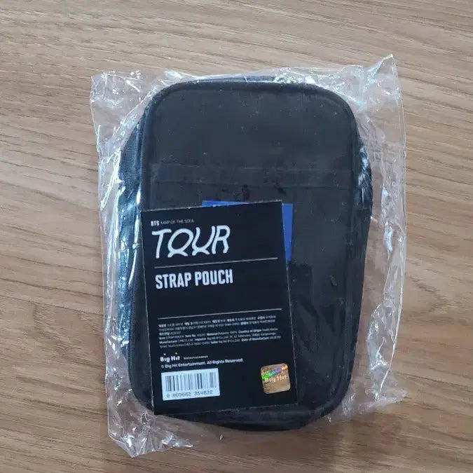 [BUNJANG] BTS Tour Strap Pouch / BTS 투어 스트랩 파우치
