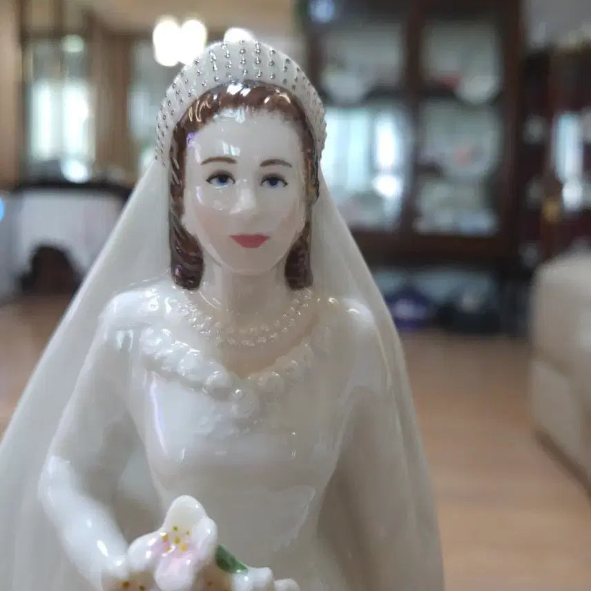 [BUNJANG] Royal Worcester Bride Figurine Wedding Dress / 영국왕실신부 피규어 웨딩드레스