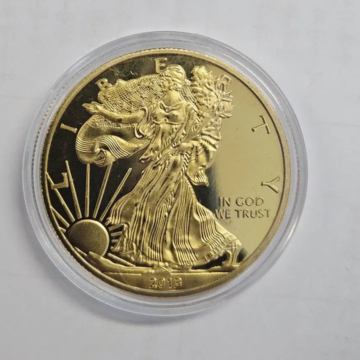 [BUNJANG] Large Golden Coin Medal / [대형동전] 황금색 대형 동전 메달 mw36