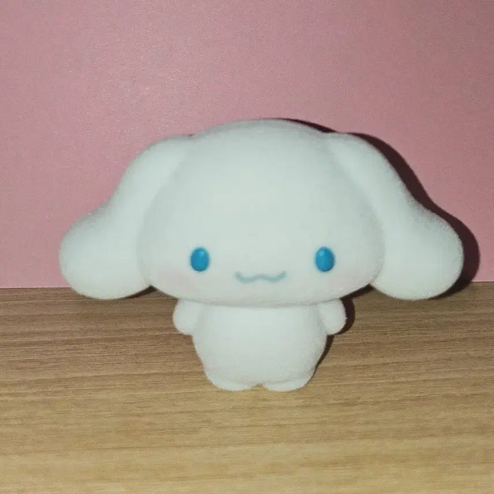 [BUNJANG] Sanrio Cinnamoroll Fluffy Figure / 산리오 시나모롤 플로키 피규어