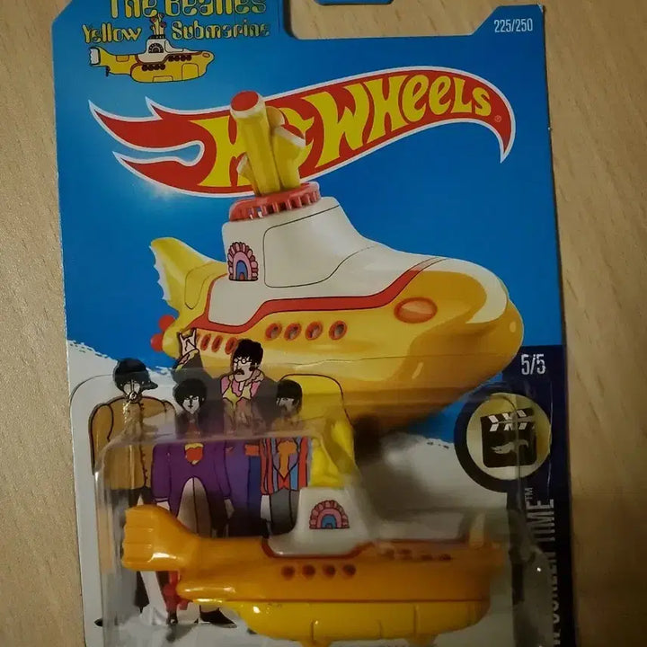 [BUNJANG] Hot Wheels Beatles, Snoopy Bundle Set / 핫휠 비틀즈, 스누피