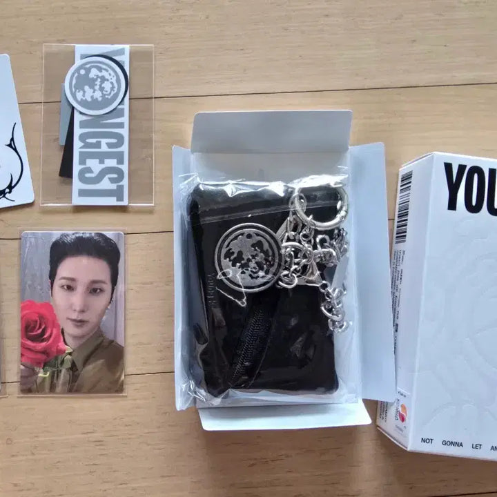 [BUNJANG] YOUNGEST Album (Photobook Version + Wallet Version) - Unsealed / 영기스트 단순개봉 앨범판매