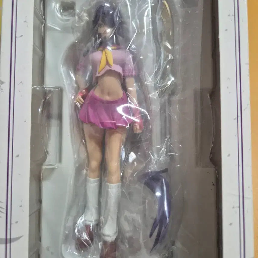 [BUNJANG] Great Guardians Guan Yu 1/10 Scale Figure Original Color Ver. (Pink Uniform) / 일기당천 Great Guardians 관우 운장 1/10 스케일 리얼 피규어 오리지널 컬러 Ver. (핑크 제복)