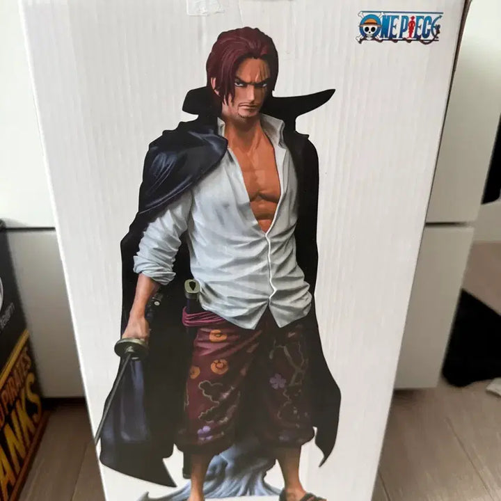 [BUNJANG] One Piece Ichiban Kuji Shanks Version B Figure / (택포14) 원피스 프리미엄 복권 샹크스 B버전