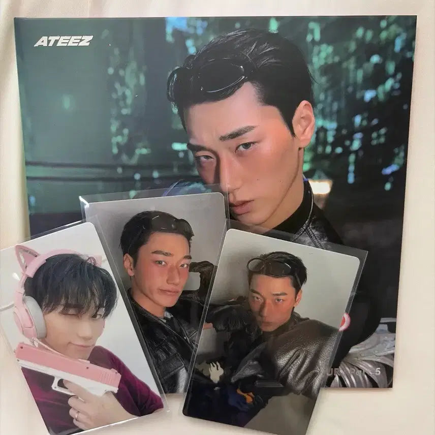 [BUNJANG] Ateez San Golden Hour Part.5 Jump Up Cat Agent Photocard / Ateez 에이티즈 golden hour part.5 점프업 고양이요원 산