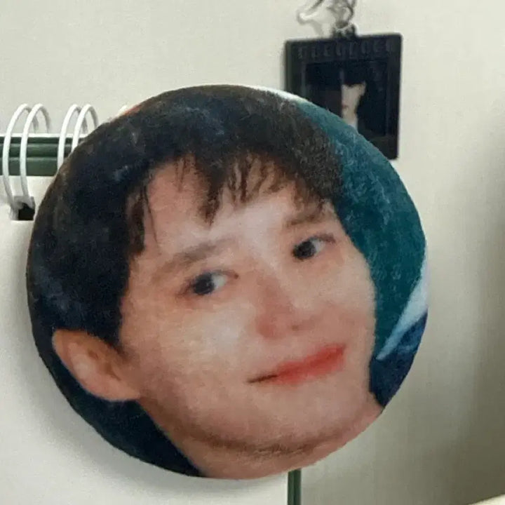 [BUNJANG] Kim Junsu Jelly Badge Set with Storage Box / 김준수 준수 말랑뱃지 2개 + 보관함