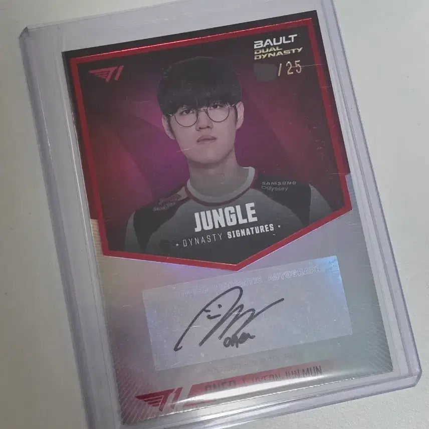 [BUNJANG] T1 Faker Autographed Limited Edition 25-Card Set / T1 오너 25장 한정 bault 사인 카드 (오토)