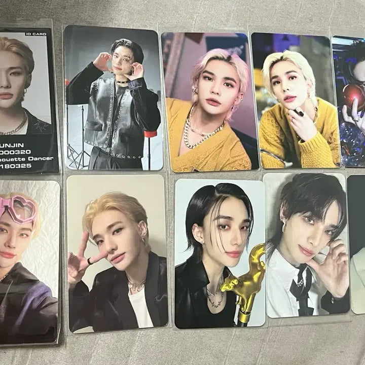 [BUNJANG] Stray Kids Hyunjin Photocard Set / 스트레이키즈 현진 포토카드 세트