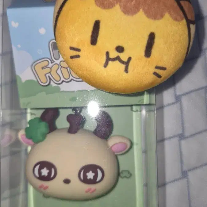 [BUNJANG] Park Jihoon "Bboomi" Voice Keyring &amp; "So-simi" Badge Bundle Set / 박지훈 소심이 보이스키링 뿌움이 뱃지 일괄