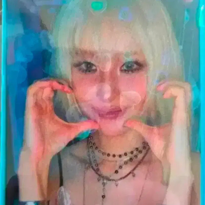 [BUNJANG] Sunmi Blue Broadcast Photocard &amp; Fan Meeting Gift Set / Sunmi Blue 선미 음중 미팬 역조공+포카 양도합니다.