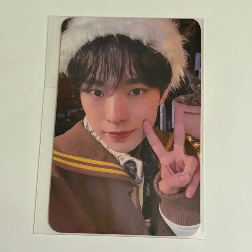 [BUNJANG] NCT WISH Yushi Wishful Winter Mumoshap Photocard / 엔시티 위시 유우시 위시풀윈터 무모샵 포카