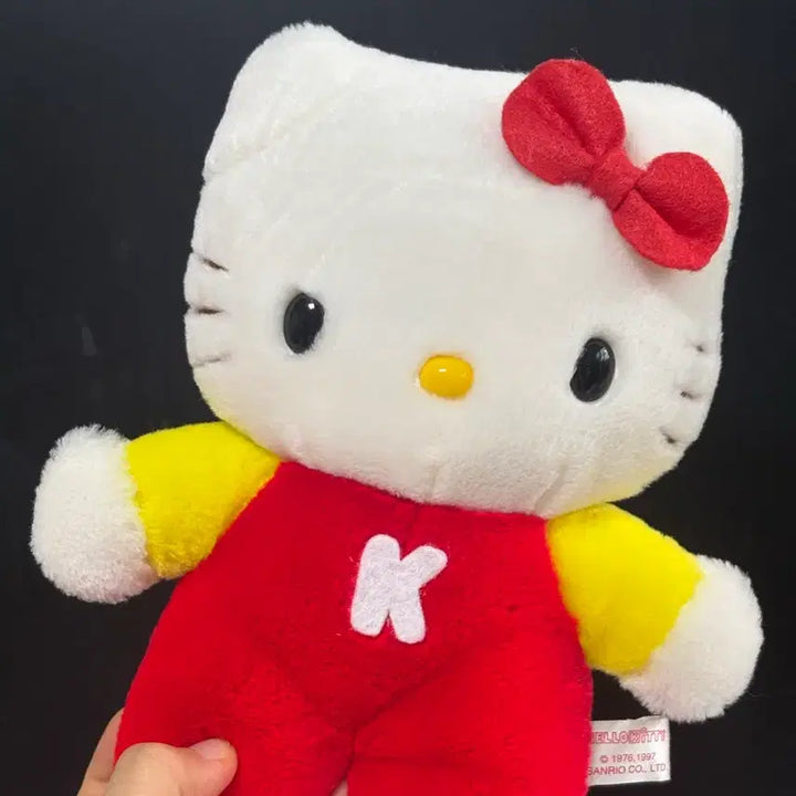 [BUNJANG] Vintage Sanrio Hello Kitty Doll Keychain Strap with K Initial / 고전 산리오 헬로키티 인형 키링 스트랩 k 이니셜