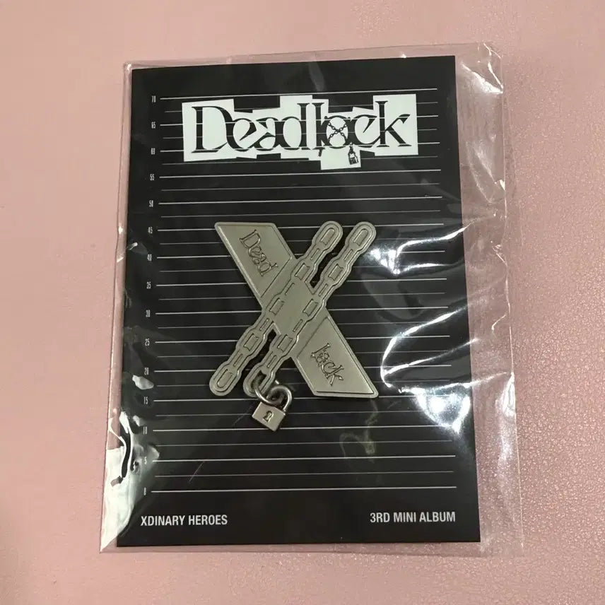 [BUNJANG] Xdinary Heroes XH Deadlock Badge / 엑스디너리히어로즈 엑디즈 데드락 뱃지 양도 판매