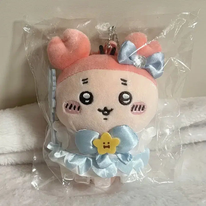 [BUNJANG] Chiikawa Chibi Magi Kani Mascot / 치이카와 먼작귀 초매지컬 카니 마스코트