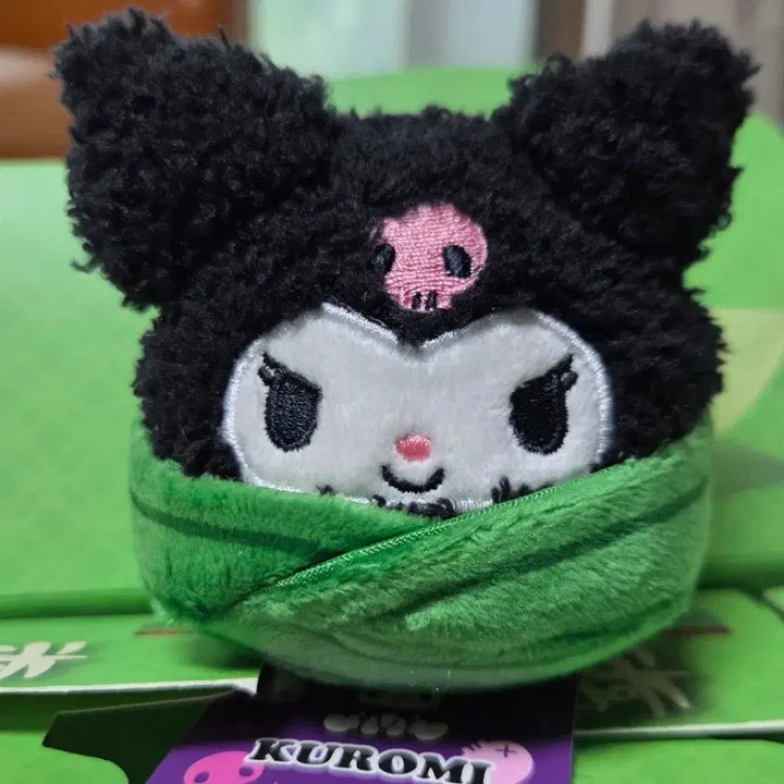 [BUNJANG] Sanrio Kuromi Plush Toy / 산리오 랜덤 연잎 쿠로미