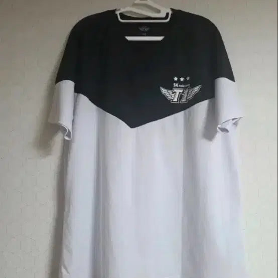 [BUNJANG] T1 Uniform / 티원 유니폼 고인물