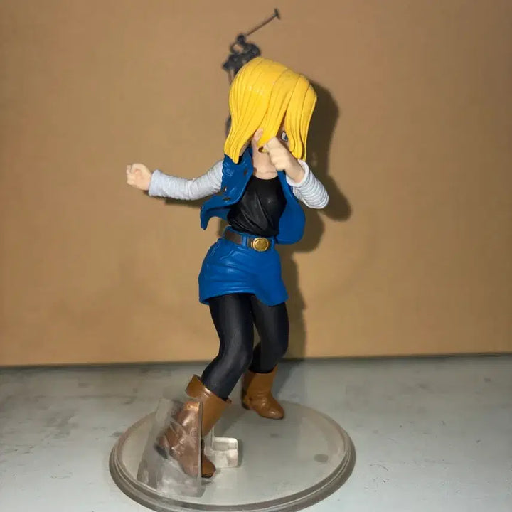 [BUNJANG] Bandai Dragon Ball Android 18 Figure / 드래곤볼 반다이 인조인간 18호 피규어