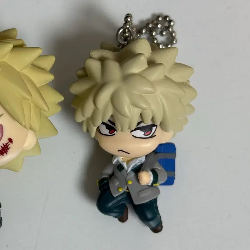 [BUNJANG] My Hero Academia Bakugo Deformed Figure Keychain Gacha / 히로아카 나히아 바쿠고 데포피그 키링 가챠 양도 피규어 누이