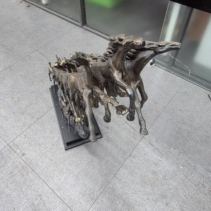[BUNJANG] Large Bronze Horse Sculpture / 청동 말 조각품 대형