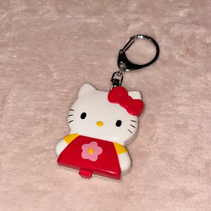 [BUNJANG] Vintage Sanrio Hello Kitty Calculator Keychain Strap / 고전 산리오 헬로키티 키링 계산기 키티스트랩 카오하나