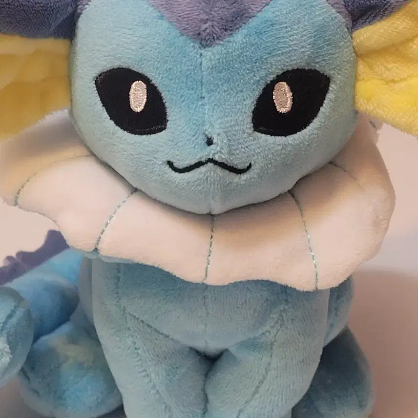 [BUNJANG] Vaporeon Plush Doll / 포켓몬스터 샤미드 인형