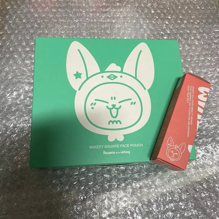 [BUNJANG] TXT Yeonjun Bbajoo Pouch &amp; Tint Bundle Set (Sealed) / [미개봉 일괄] 투바투 뿔바투 위찌 연준 황춘 파우치 틴트