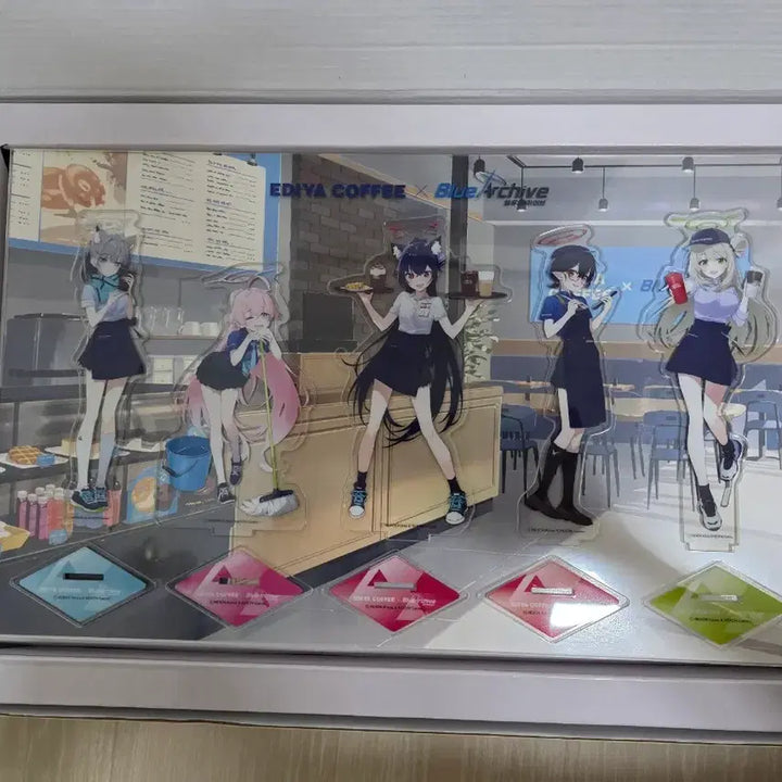 [BUNJANG] Blue Archive Ediya Coffee Collaboration Acrylic Stand / 블루아카이브 이디야 커피 콜라보 아크릴 스탠드