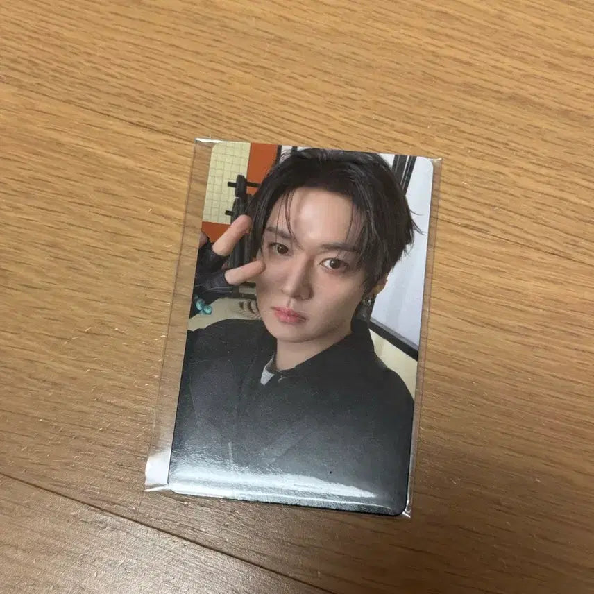 [BUNJANG] Stray Kids SKZ THIS&amp;THAT Fanshop POB Leeknow Photocard / 스트레이키즈 스키즈 디스앤댓 팬즈샵 미공포 리노 straykids skz this&amp;that fans shop pc leeknow