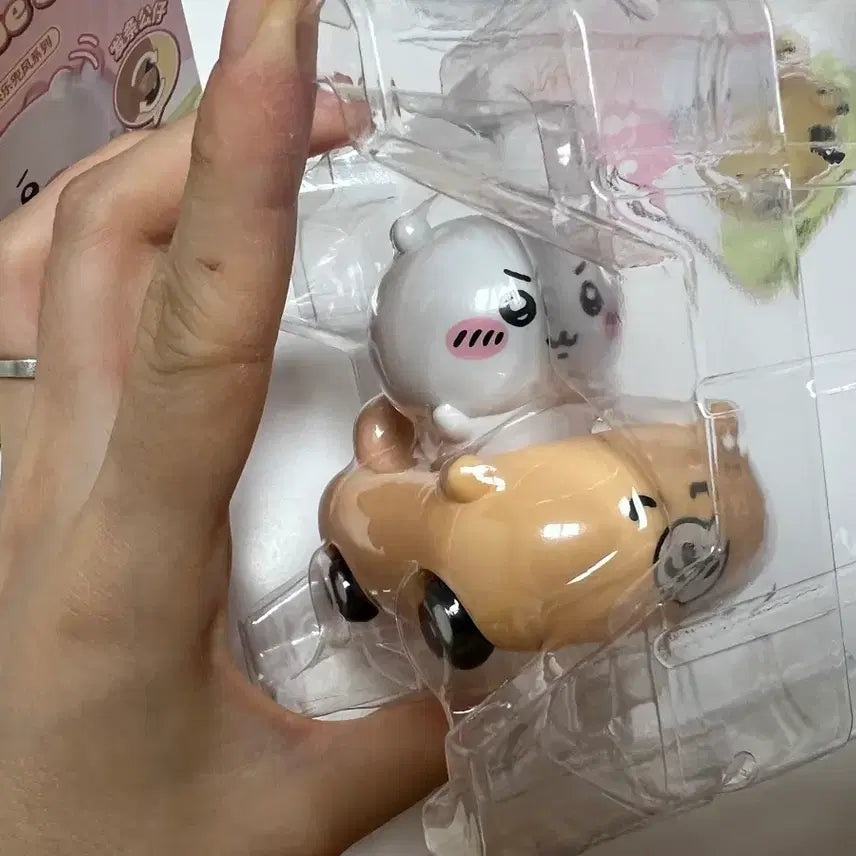 [BUNJANG] Chiikawa Happy Drive Figure (Chikawa) / 먼작귀 치이카와 해피드라이브 피규어 판매합니다