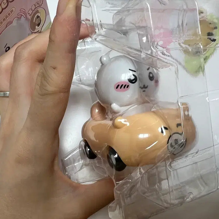 [BUNJANG] Chiikawa Happy Drive Figure (Chikawa) / 먼작귀 치이카와 해피드라이브 피규어 판매합니다