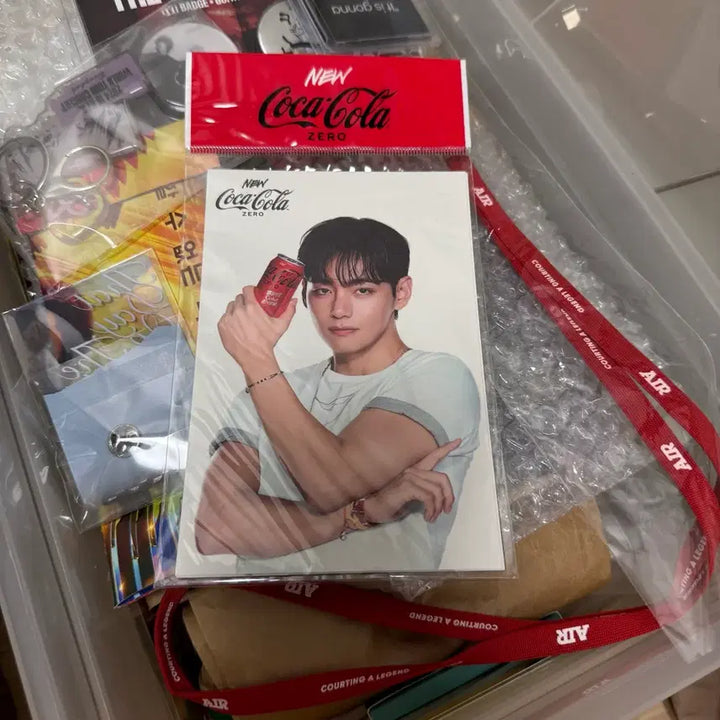 [BUNJANG] BTS V Coca-Cola Photocard Postcard Set / 코카콜라 뷔 엽서세트 BTS 방탄소년단 뷔 포카 포토카드