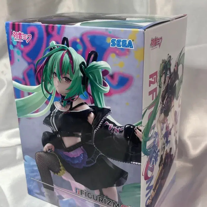 [BUNJANG] SEGA Figuarts Alpha Punk Miku Figure (Sealed) / 미개봉 세가 피규리즘 알파 펑크 미쿠 피규어