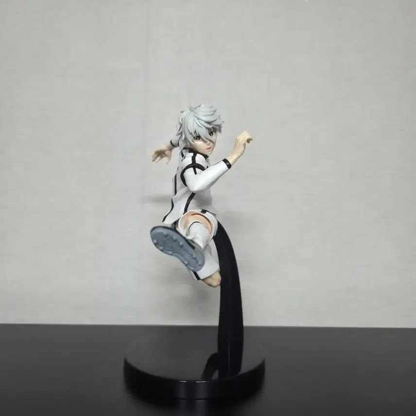 [BUNJANG] Blue Lock Eisuke Nagi &amp; Reo Mikage Banpresto Figure Bundle / 정품 블루록 에피소드 나기 반프레스토 나기 레오 피규어 일괄