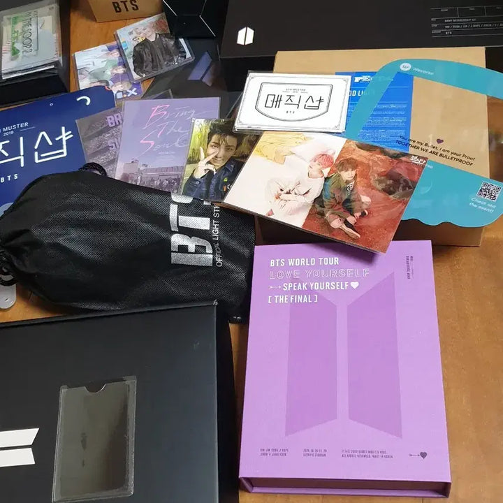 [BUNJANG] BTS Bundle Set Album Goods Photobook Magazine Army Bomb Membership Kit / 방탄소년단 BTS 앨범 굿즈 포토북 잡지 아미밤 응원봉 멤버십키트 팬클럽키트 일괄 판매합니다