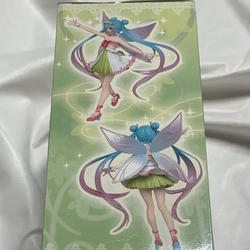 [BUNJANG] Taito Hatsune Miku Spring Figure (Sealed) / [정품] 타이토 하츠네 미쿠 스프링 피규어, 미개봉, 새상품입니다.