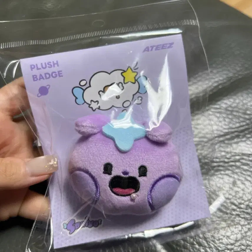 [BUNJANG] ATEEZ Mightyz Saniyo Plush Badge / 에이티즈 마이티즈 사니요 보뚱이 플러시 배지
