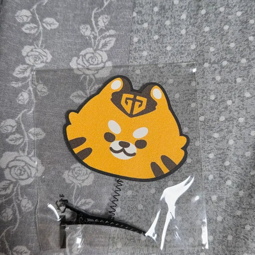 [BUNJANG] Gen.G Bundle Set (Gen.G Badge, Genrangi Hairpin) / 젠지 뱃지, 젠랑이 머리핀 일괄