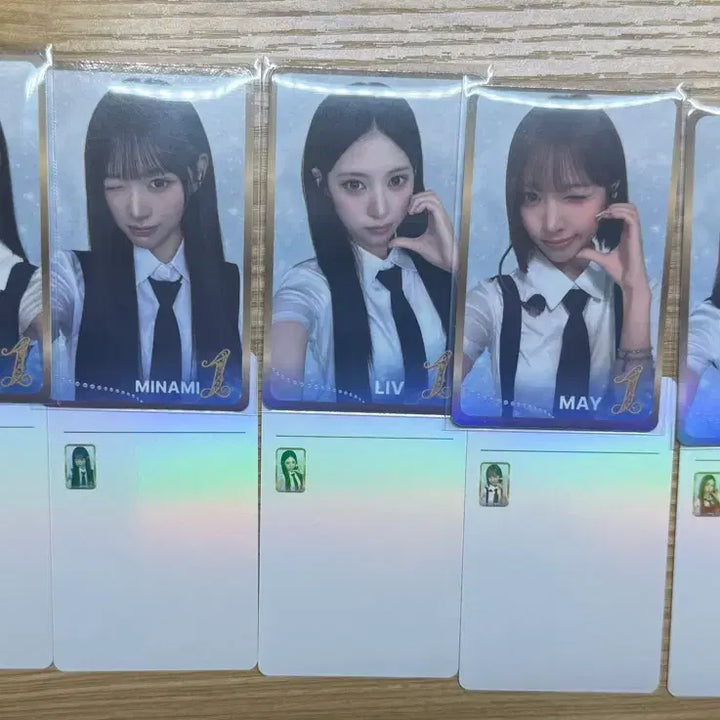 [BUNJANG] RESCENE Love Attack Higher Timepiece App Version Photocard Bundle Set / 리센느 러브어택 하이어 타임피스 포카 앱버젼 판매