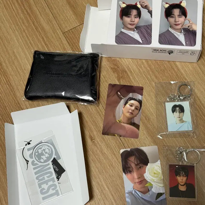 [BUNJANG] DAY6 Young K Wallet &amp; Keyring ver. Photocard Set / 영케이 YOUNGEST (Wallet &amp; Keyring ver.) 후즈팬 여우 특전 2장포함