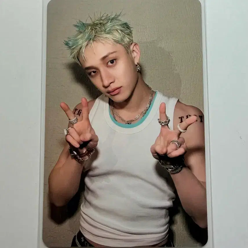 [BUNJANG] Stray Kids Bang Chan THIS &amp; THAT Pop-Up Store 1st Edition T-Shirt Photocard / 스트레이 키즈 방찬 디스앤댓 팝업1차 티셔츠 포카